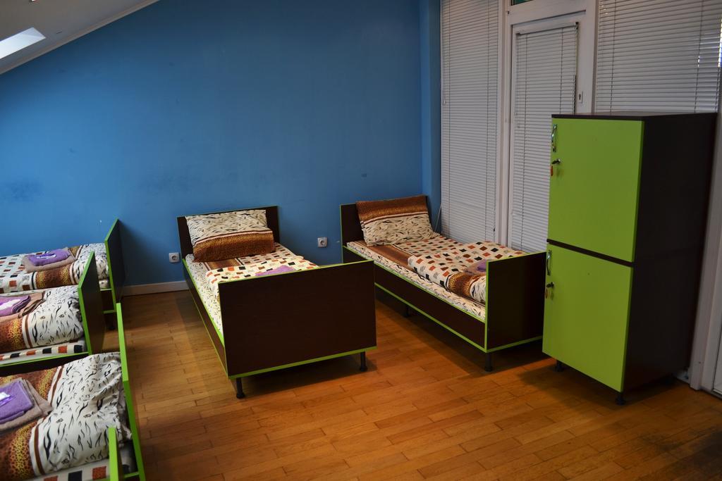 Wanted Hostel Lviv Exterior photo